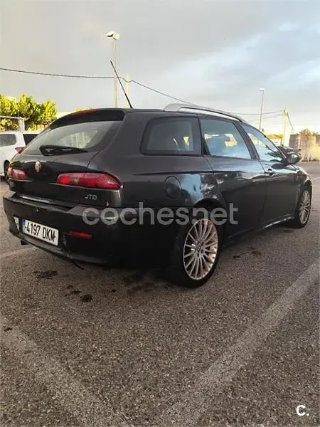 Usado Alfa Romeo 156 Distinctive 140 CV (102 kW) 2005 Negro Familiar