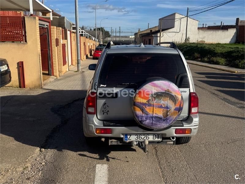 Usado Suzuki Grand Vitara 87 CV (63 kW) 2000 Gris / plata SUV