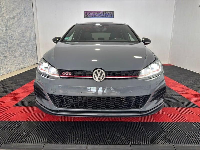 Usado VW Golf VII GTI 290 CV (213 kW) 2020 Gris / plata Berlina