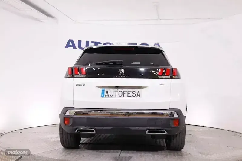 Usado Peugeot 3008 GT-line 130 CV (95 kW) 2019 Blanco SUV