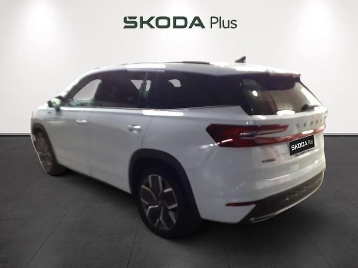 Usado Skoda Kodiaq SportLine 150 CV (110 kW) 2025 Blanco SUV