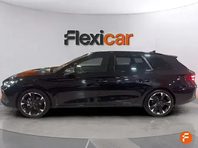 Usado Cupra Leon 150 CV (110 kW) 2025 Negro