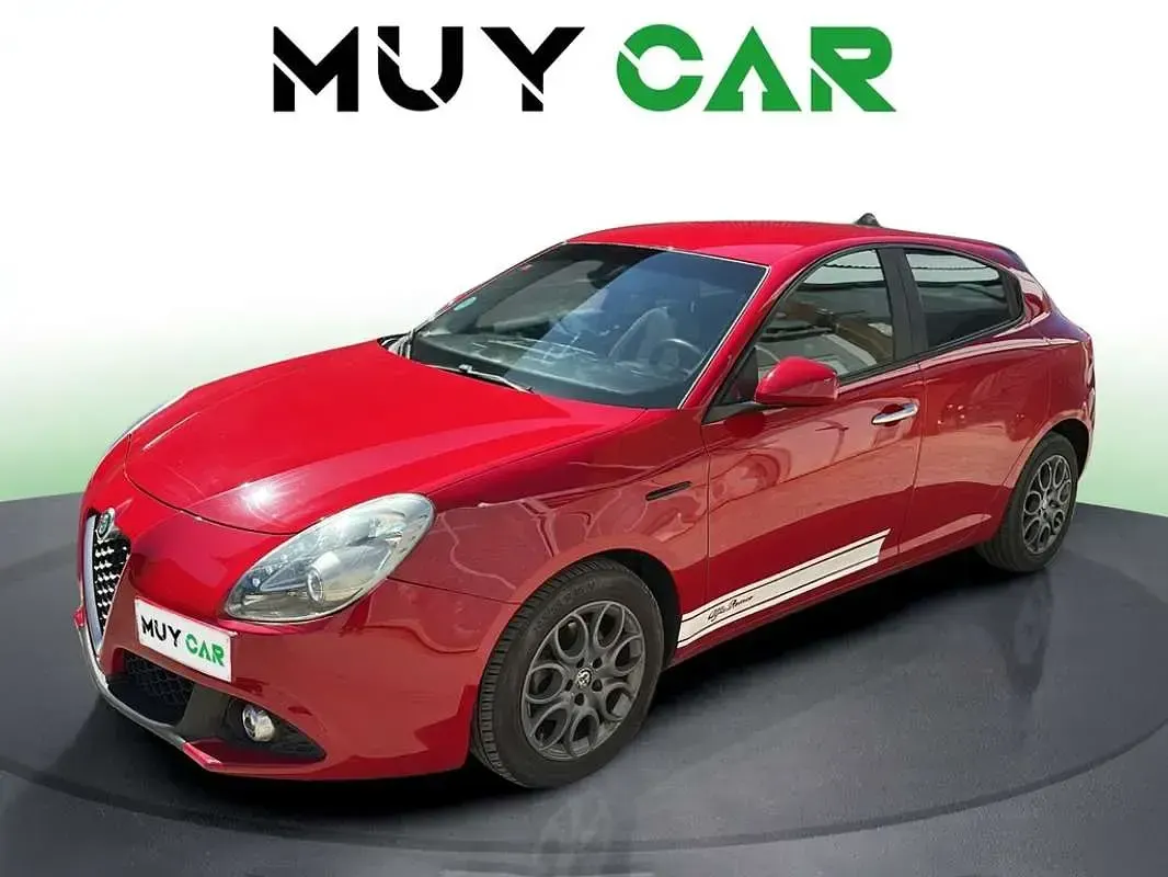 Usado Alfa Romeo Giulietta Distinctive 120 CV (88 kW) 2017 Rojo Utilitario