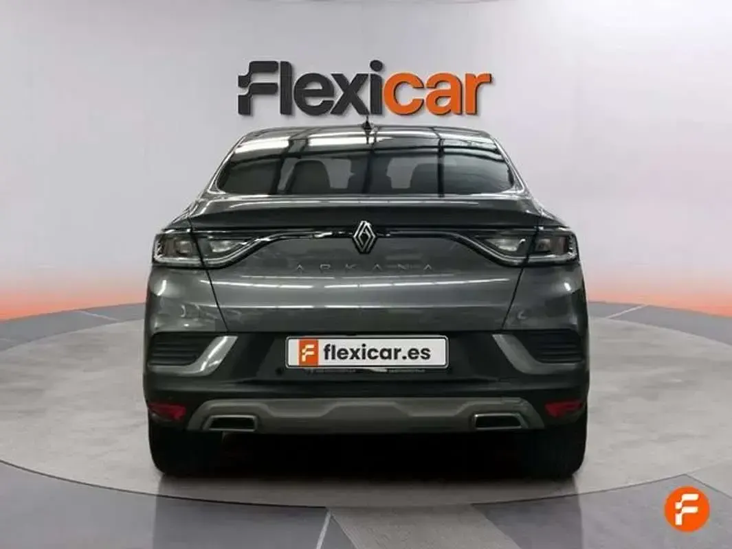 Usado Renault Arkana Techno 140 CV (102 kW) 2025 Gris SUV