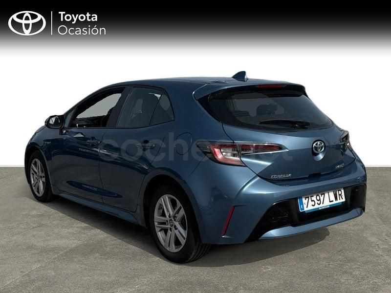 Usado Toyota Corolla Active 122 CV (89 kW) 2022 Azul Berlina