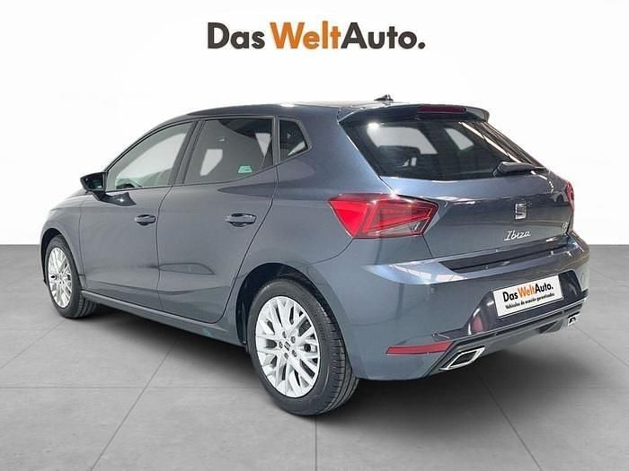 Usado Seat Ibiza FR 115 CV (84 kW) 2025 Gris Utilitario