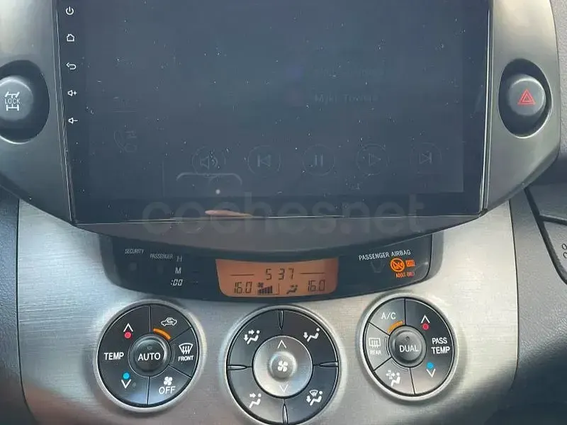 Usado Toyota RAV4 Advance 150 CV (110 kW) 2011 Gris / plata SUV