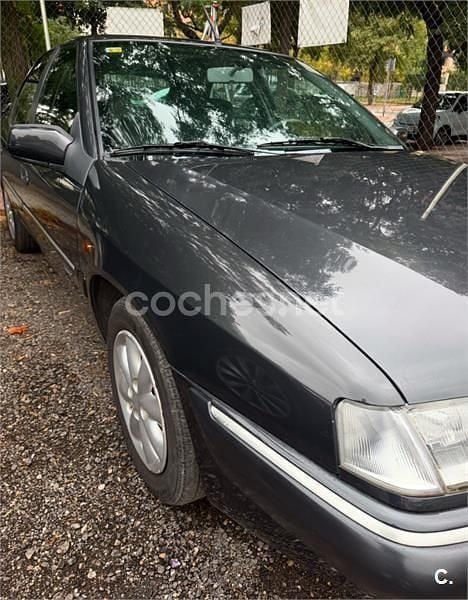 Usado Citroën Xantia 90 CV (66 kW) 1998 Negro Berlina