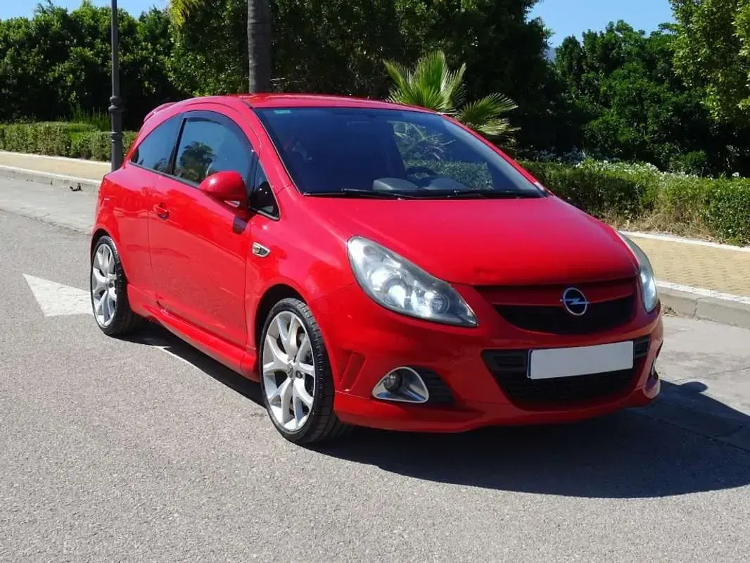 Usado Opel Corsa OPC 192 CV (141 kW) 2010 Utilitario