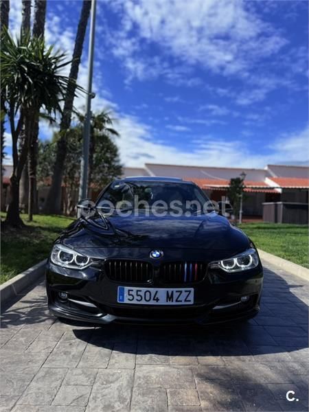 Negro Usado 2014 BMW 318 Sport Line Berlina | 11.999 € (Precio justo) - Imagen 1/4