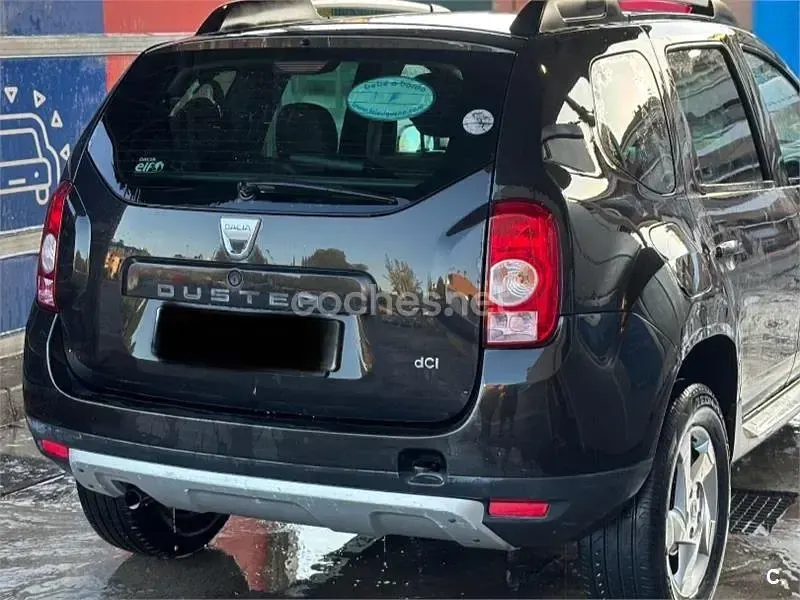 Usado Dacia Duster Ambiance 107 CV (78 kW) 2011 Negro SUV