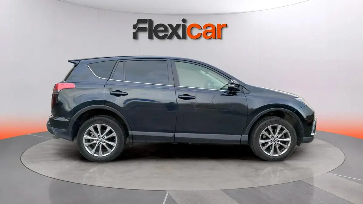Usado Toyota RAV4 Hybrid Advance 197 CV (144 kW) 2018 Negro SUV