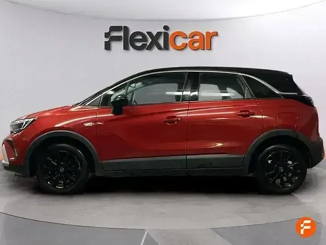Usado Opel Crossland GS Line 110 CV (80 kW) 2021 Rojo SUV