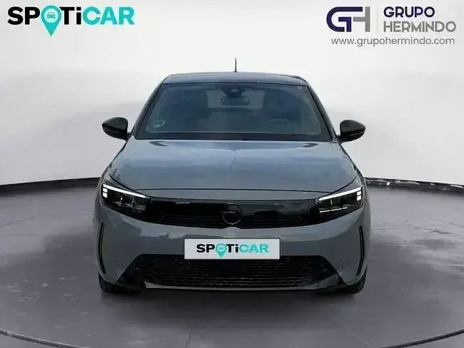 Usado Opel Corsa 100 CV (73 kW) 2024 Gris Utilitario