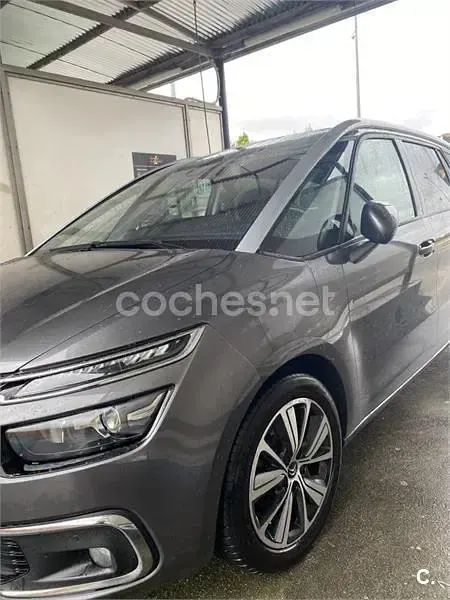 Usado Citroën C4 Picasso Shine 120 CV (88 kW) 2018 Gris / plata Monovolumen