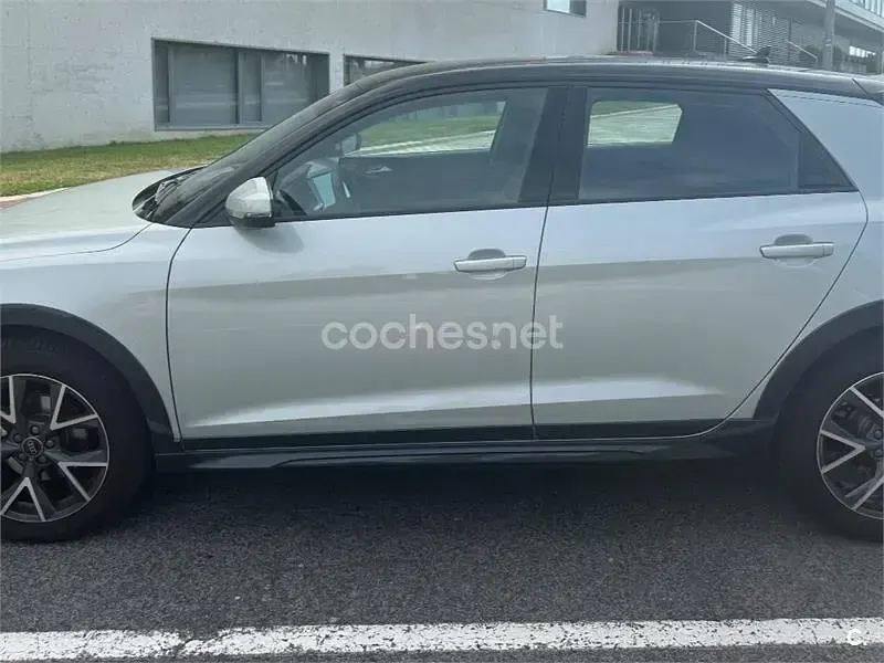 Usado Audi A1 116 CV (85 kW) 2025 Gris / plata SUV