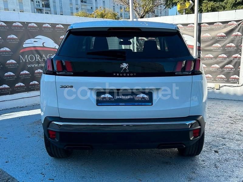 Usado Peugeot 3008 Allure 130 CV (95 kW) 2020 Blanco SUV