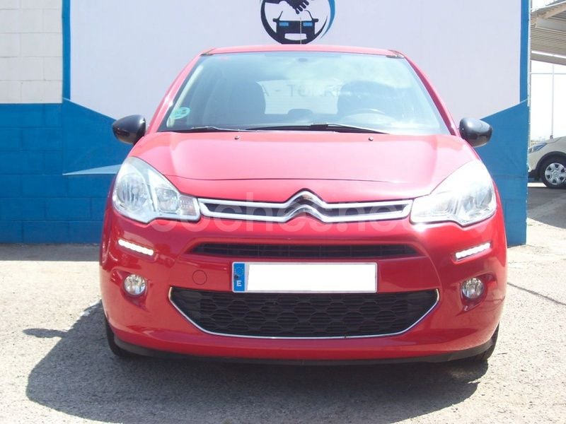Usado Citroën C3 PureTech 82 CV (60 kW) 2017 Rojo Utilitario