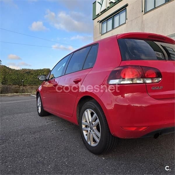 Usado VW Golf VI Sport 105 CV (77 kW) 2010 Rojo Utilitario