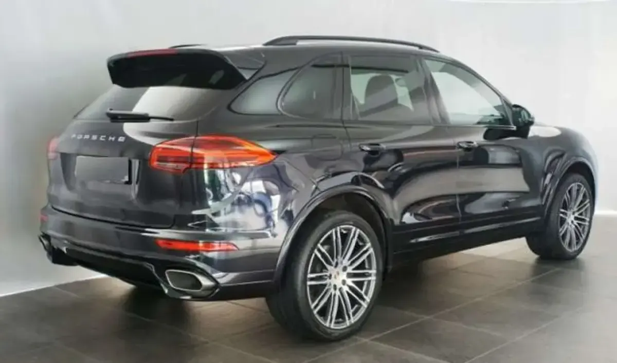 Usado Porsche Cayenne Diesel 262 CV (192 kW) 2015 Negro SUV