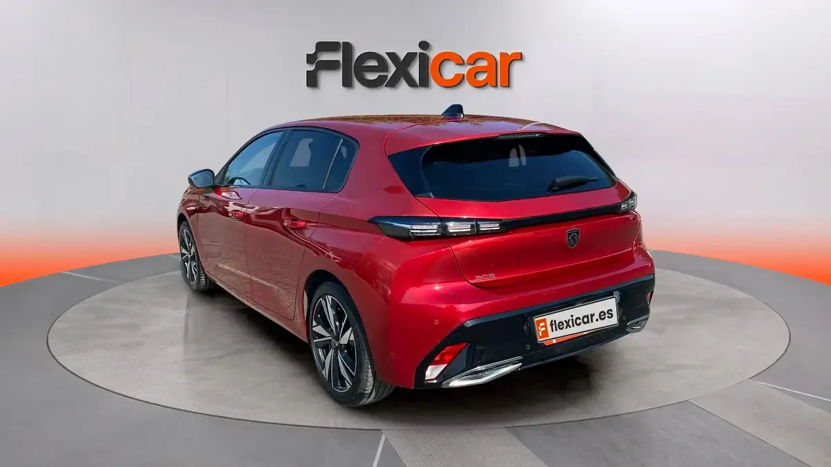 Usado Peugeot 308 Allure 131 CV (96 kW) 2023 Granate Berlina
