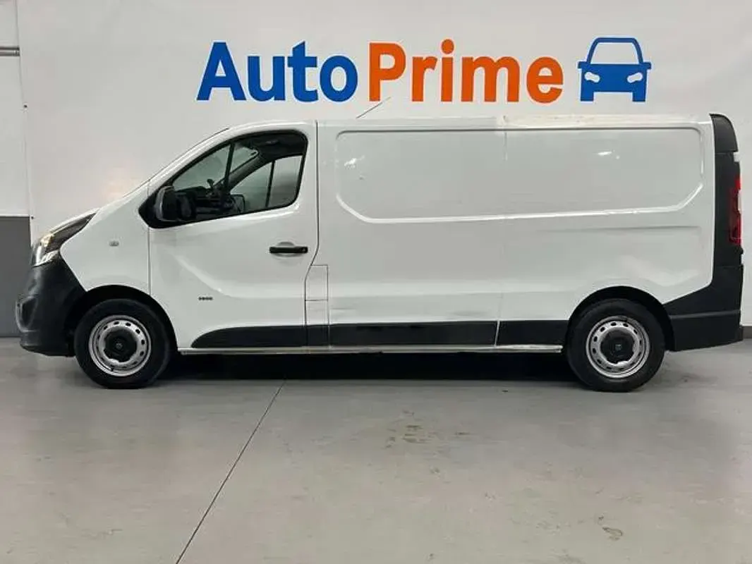 Usado Opel Vivaro Expression 120 CV (88 kW) 2017 Blanco Monovolumen