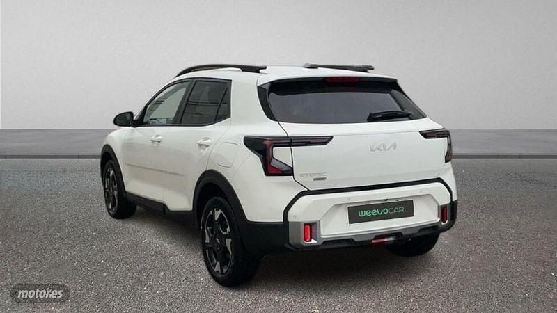 Nuevo Kia Stonic 100 CV (73 kW) 2025 Blanco SUV