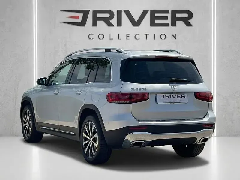 Usado Mercedes GLB200 163 CV (119 kW) 2022 Gris / plata SUV