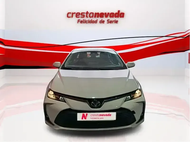 Usado Toyota Corolla Active 125 CV (91 kW) 2022 Blanco Berlina