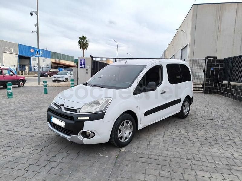Usado Citroën Berlingo Seduction 92 CV (67 kW) 2014 Blanco Monovolumen