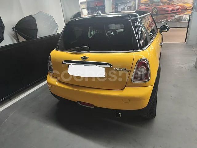 Usado Mini Cooper D 110 CV (80 kW) 2007 Amarillo Utilitario