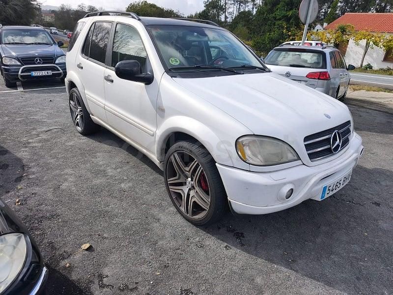 Blanco Usado 2001 Mercedes ML55 AMG AMG SUV | 6999 € - Imagen 1/4