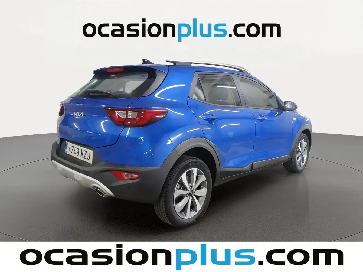 Usado Kia Stonic 101 CV (74 kW) 2025 Azul SUV