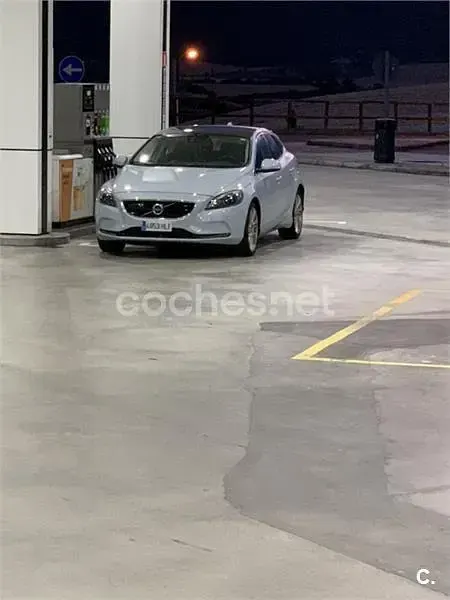 Usado Volvo V40 Summum 150 CV (110 kW) 2012 Blanco Utilitario