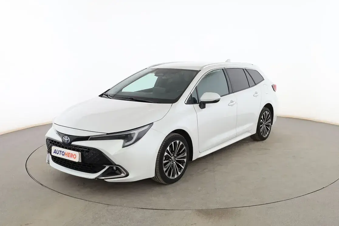 Käytetty Toyota Corolla Style 196 HP (144 kW) 2023 Farmari