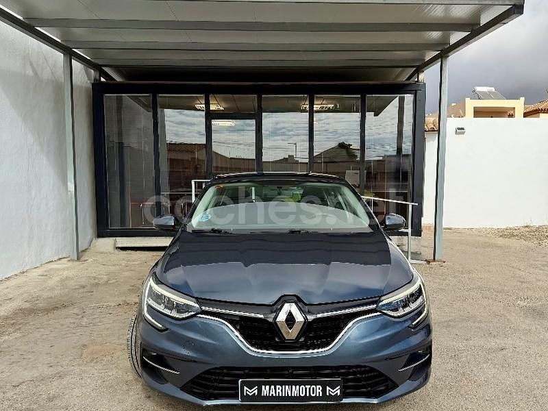 Usado Renault Mégane GrandTour Business 115 CV (84 kW) 2021 Gris / plata Familiar