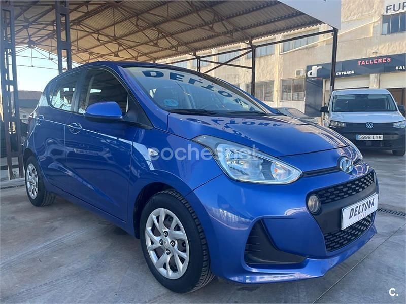 Usado Hyundai i10 67 CV (49 kW) 2020 Azul Utilitario