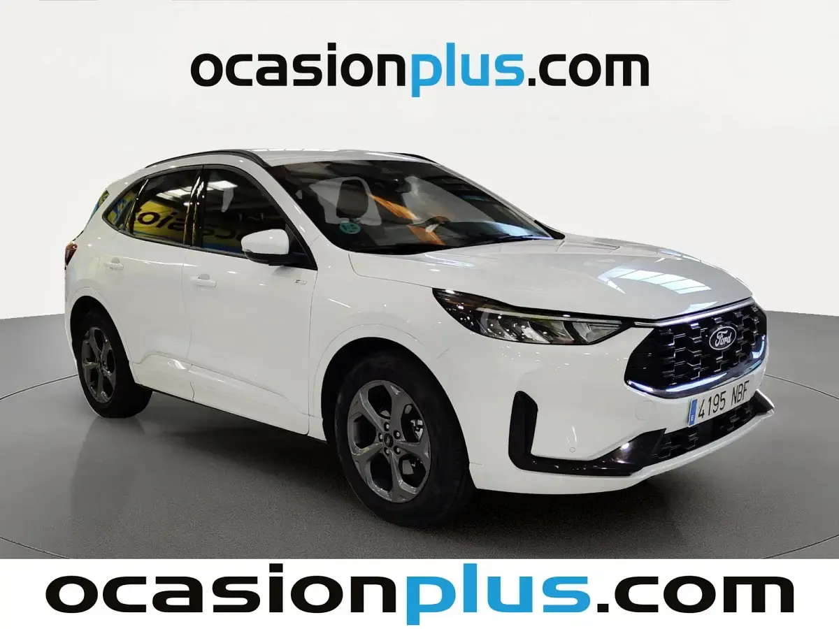 Usado Ford Kuga ST-Line 150 CV (110 kW) 2025 Blanco SUV