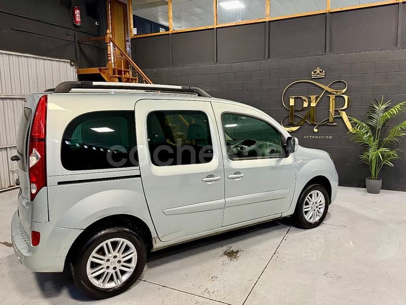 Usado Renault Kangoo Expression 90 CV (66 kW) 2012 Gris / plata Familiar