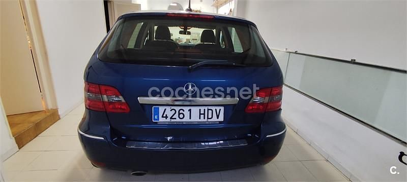 Usado Mercedes B180 109 CV (80 kW) 2009 Azul Monovolumen
