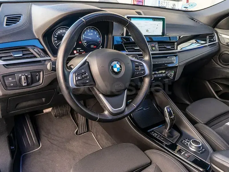 Usado BMW X2 Comfort Edition 136 CV (100 kW) 2022 Negro SUV