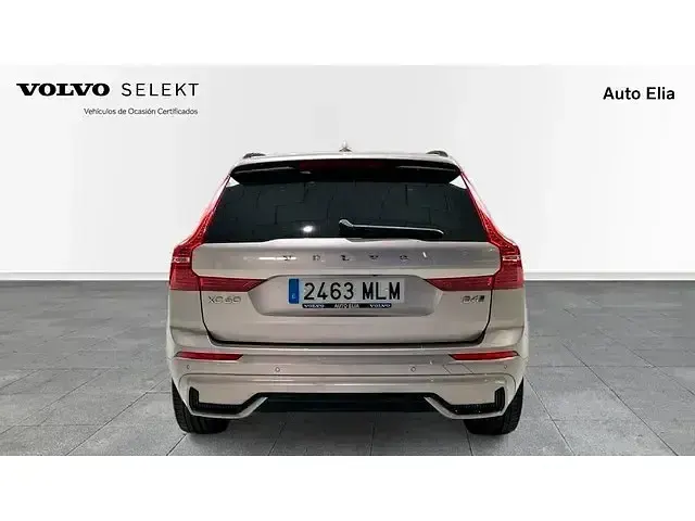 Usado Volvo XC60 Ultimate 197 CV (144 kW) 2023 Gris SUV