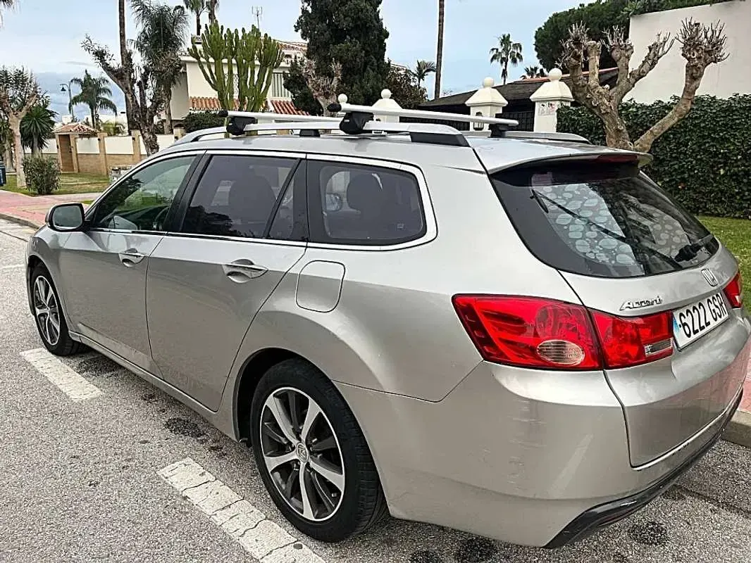 Usado Honda Accord Executive 150 CV (110 kW) 2010 Gris Familiar