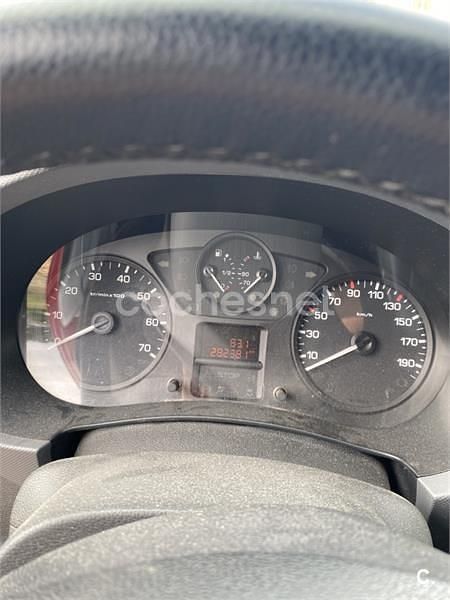 Rojo Usado 2015 Citroën Berlingo Attraction Monovolumen | 5800 € (Precio justo) - Imagen 1/4