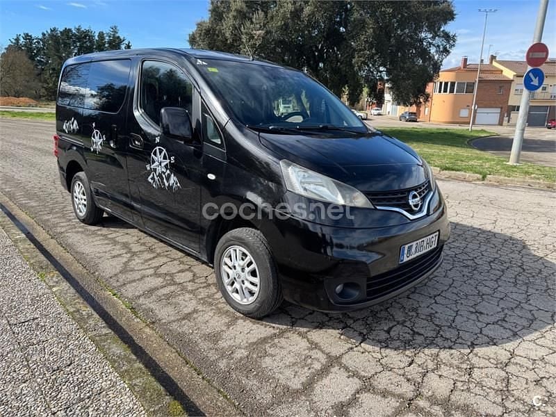 Usado Nissan Evalia 110 CV (80 kW) 2011 Negro Monovolumen