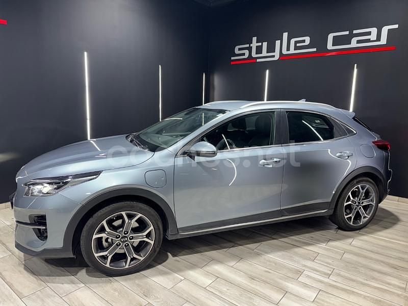 Usado Kia XCeed 141 CV (103 kW) 2021 Gris / plata SUV