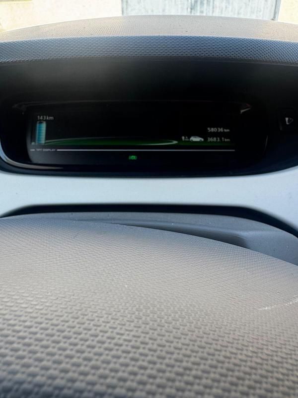 Usado Renault Zoe Bose Edition 67 kW (92 CV) 2017 Blanco Utilitario