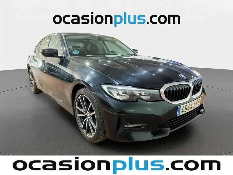 Usado BMW 320 190 HP (139 kW) 2020 Preto Sedan