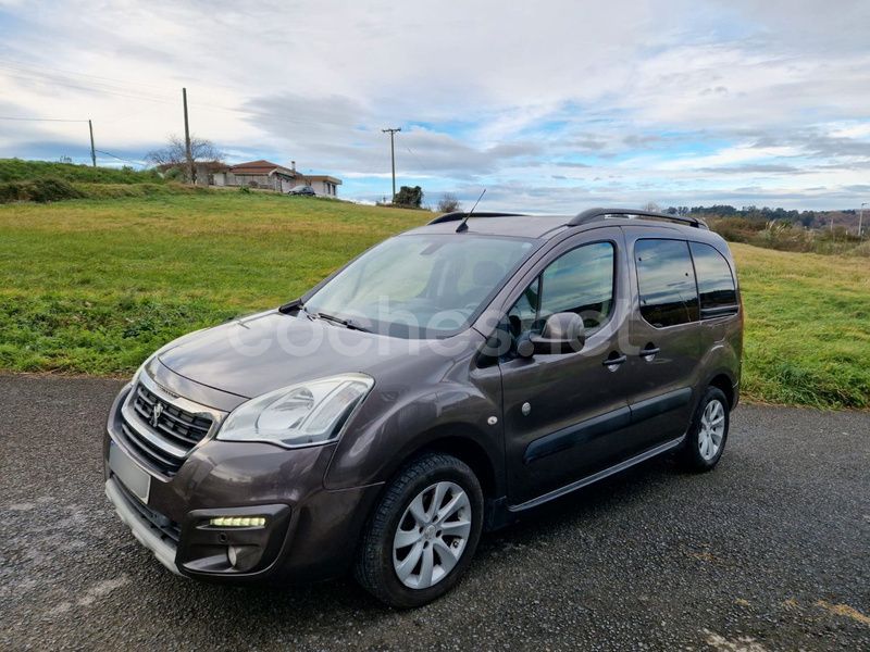 Marrón Usado 2016 Peugeot Partner Tepee Outdoor Monovolumen | 11.290 € (Precio justo) - Imagen 1/4