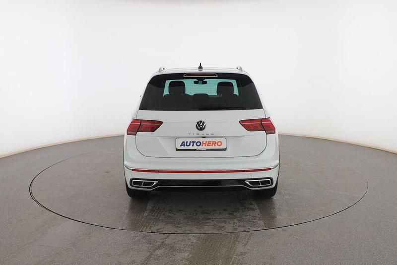 Usado VW Tiguan R-line 150 CV (110 kW) 2020 Blanco SUV